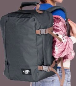 CabinZero Classic 28L Ultra Light Bag Black Sand -Kofferland Goedkope Winkel 1062x1200 1