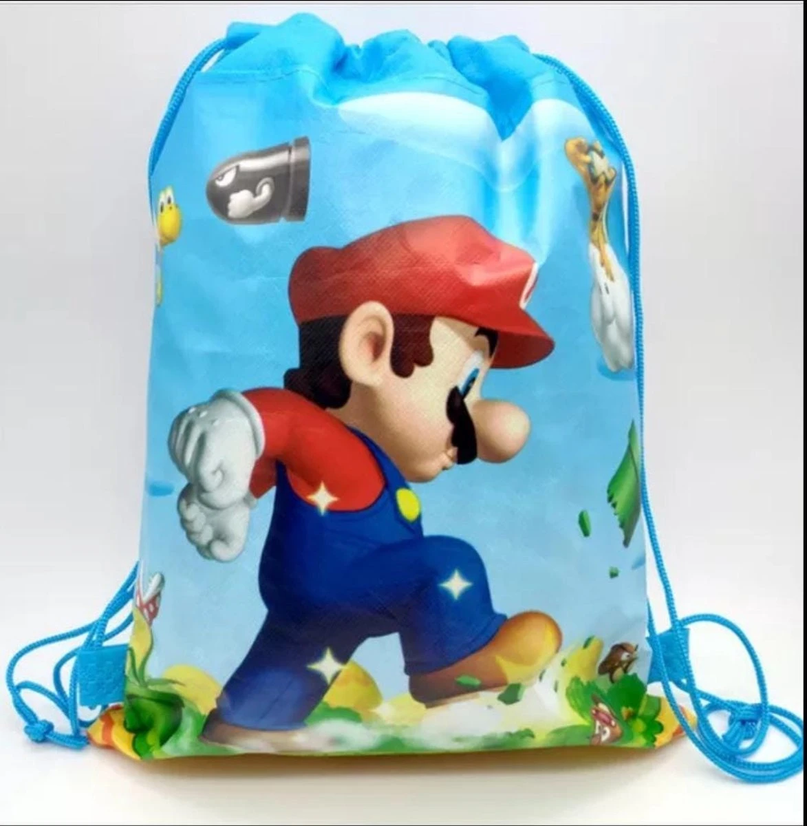 NINTENDO Super Mario Rugtas Met Koordjes - Gym Tas - Rugtas Kind - Zwemtas - Super Mario | 27,5 X 35 Cm 1 NINTENDO Super Mario Rugtas Met Koordjes - Gym Tas - Rugtas Kind - Zwemtas - Super Mario | 27,5 X 35 Cm