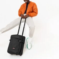 Eastpak TRANVERZ XXS Reiskoffer, Handbagage (45 X 32 X 20 Cm) - Black 20 Eastpak TRANVERZ XXS Reiskoffer, Handbagage (45 X 32 X 20 Cm) - Black -Kofferland Goedkope Winkel 1195x1200