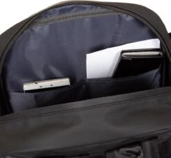 New Rebels® Harper - Rugtas - Zwart - Waterbestendig - 9L - 28x8x38cm - Rugzak / Backpack 34 New Rebels® Harper - Rugtas - Zwart - Waterbestendig - 9L - 28x8x38cm - Rugzak / Backpack -Kofferland Goedkope Winkel 1200x1106