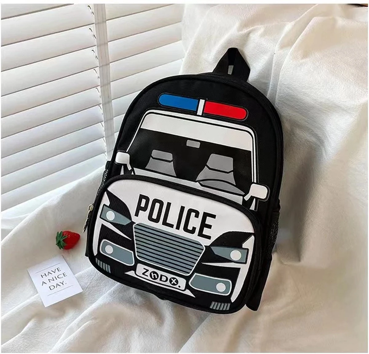 Merkloos Rugtasje - Rugzak - Schooltas - Zwart Politie - Jongens - Meisjes - Cadeau - Sinterklaas - Kerst - 1 Jaar - 2 Jaar 2 Merkloos Rugtasje - Rugzak - Schooltas - Zwart Politie - Jongens - Meisjes - Cadeau - Sinterklaas - Kerst - 1 Jaar - 2 Jaar - Afbeelding 2