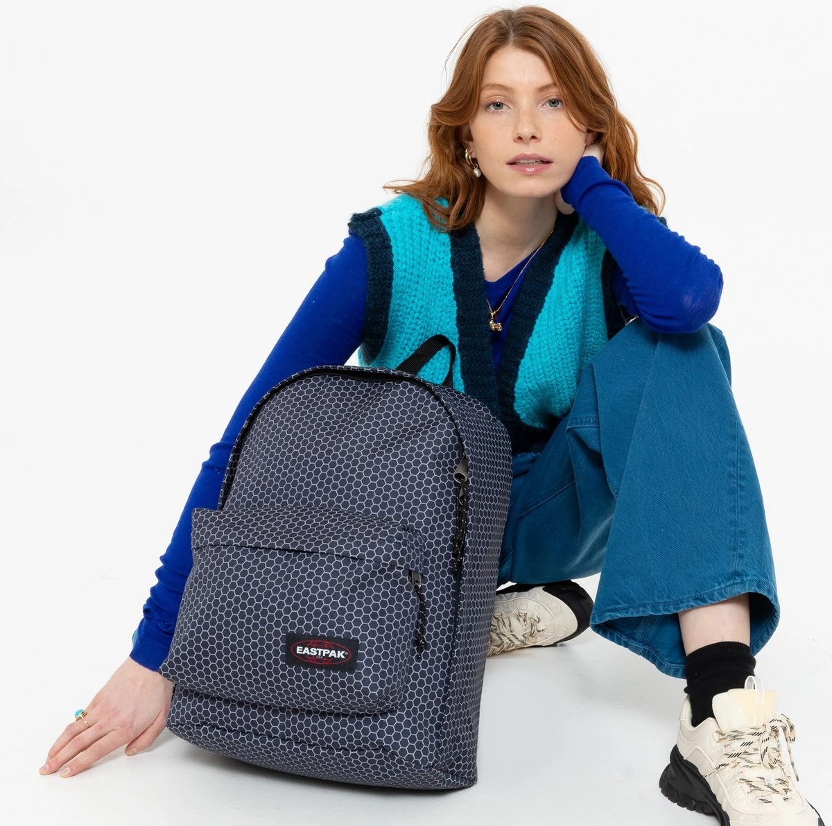 Eastpak OUT OF OFFICE Rugzak, 27 Liter, 13.3 Inch Laptopvak - Refleks Navy 6 Eastpak OUT OF OFFICE Rugzak, 27 Liter, 13.3 Inch Laptopvak - Refleks Navy - Afbeelding 6