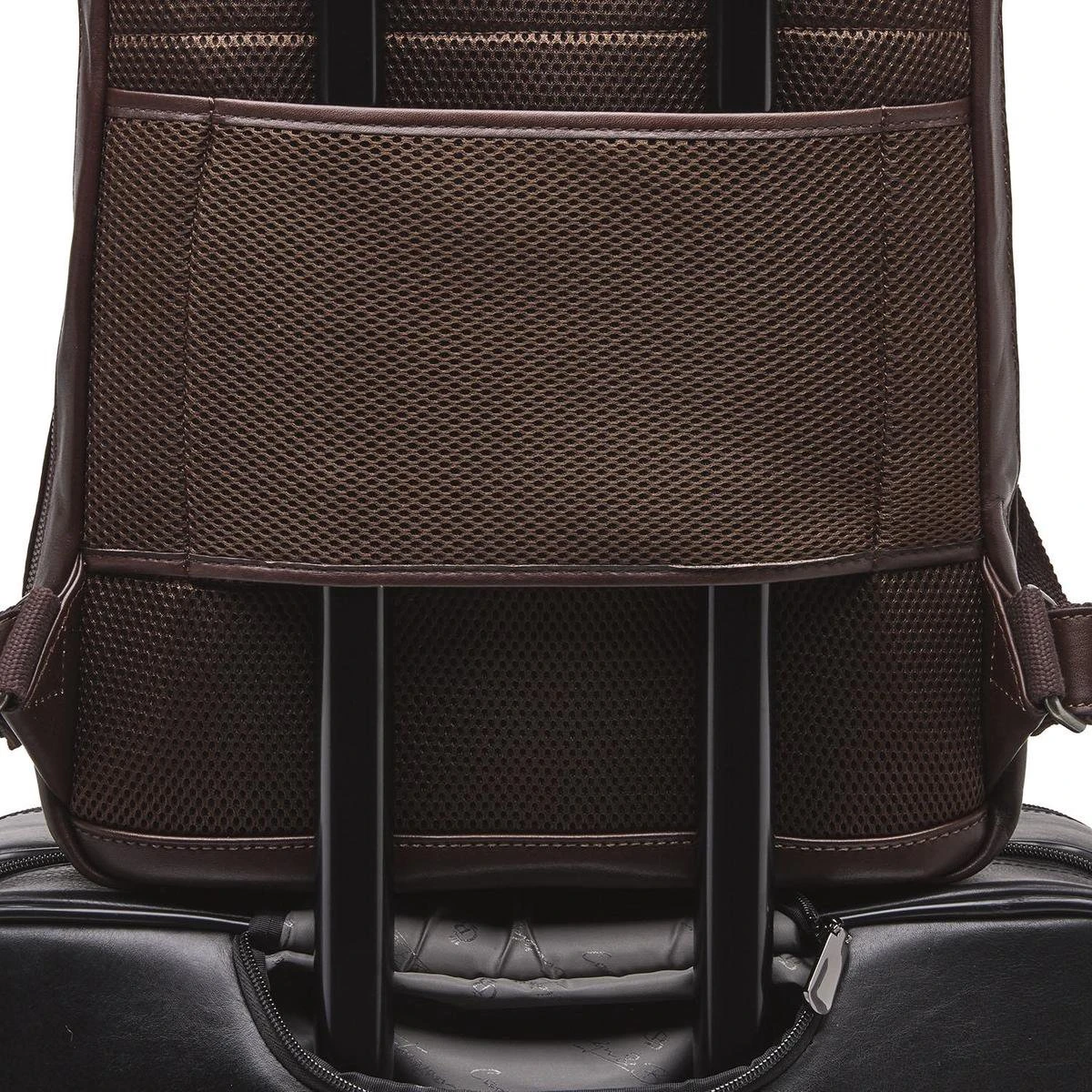 Castelijn & Beerens - Firenze Laptoprugzak 15,6 + Tablet RFID | Mocca - 13 Castelijn & Beerens - Firenze Laptoprugzak 15,6 + Tablet RFID | Mocca - - Afbeelding 13