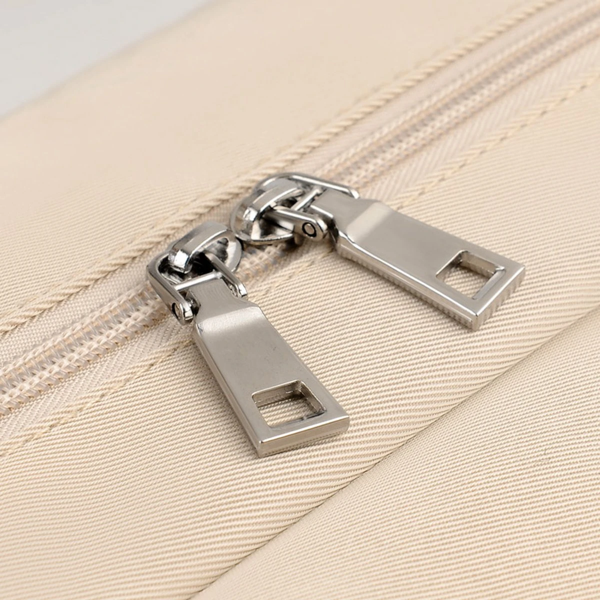 Merkloos Waterdichte Rugzak Inclusief Usb Oplaadstation - Laptoptas 15,6 Inch - Schooltas - Beige - Multifucntioneel 5 Merkloos Waterdichte Rugzak Inclusief Usb Oplaadstation - Laptoptas 15,6 Inch - Schooltas - Beige - Multifucntioneel - Afbeelding 5