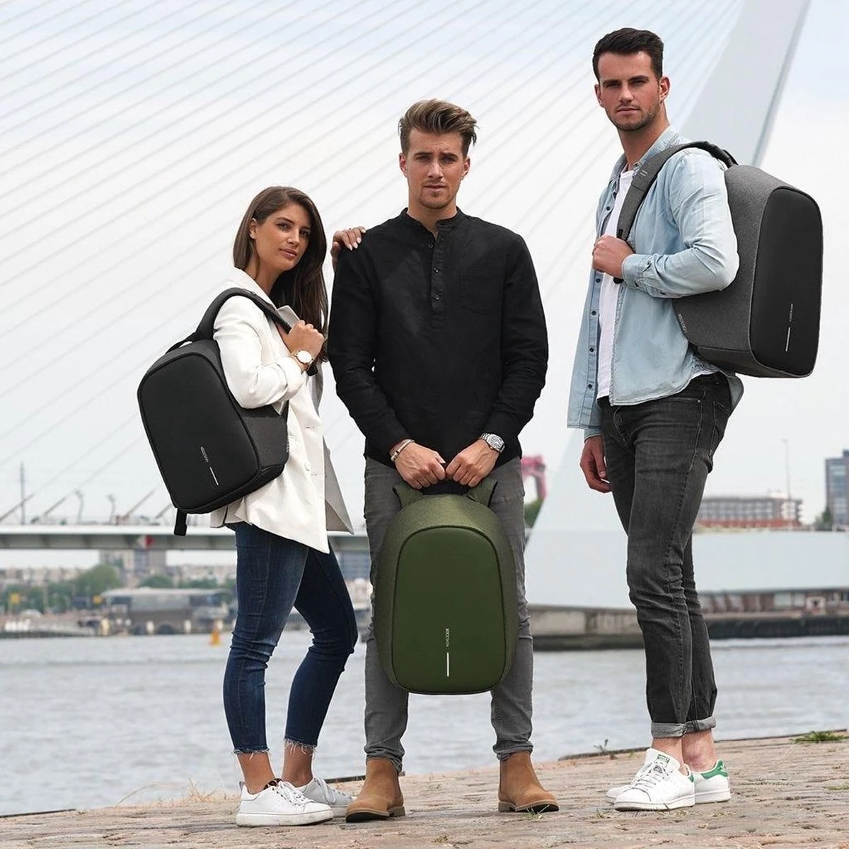 XD Design Bobby Hero Small - Anti-Diefstal Rugzak 11.5 Liter - Zwart 17 XD Design Bobby Hero Small - Anti-Diefstal Rugzak 11.5 Liter - Zwart - Afbeelding 17