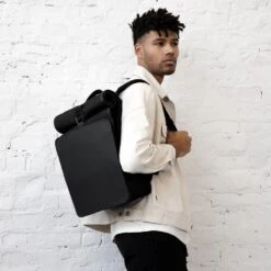 Kapten & Son Lund Pro Rugzak 16 Inch All Black -Kofferland Goedkope Winkel 1200x1200 1144