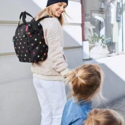 Reisenthel Allrounder R Schouder/ Rugtas - Maat R - 12L - Dots Zwart 14 Reisenthel Allrounder R Schouder/ Rugtas - Maat R - 12L - Dots Zwart -Kofferland Goedkope Winkel 1200x1200 1288