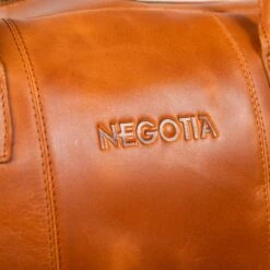 NEGOTIA Delta - Leren Weekendtas - Leren Reistas - Duffel Bag - 100% Luxe Top-Grain Leer - Bruin 13 NEGOTIA Delta - Leren Weekendtas - Leren Reistas - Duffel Bag - 100% Luxe Top-Grain Leer - Bruin -Kofferland Goedkope Winkel 1200x1200 1391