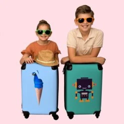 NoBoringSuitcases.com® Koffer - Reiskoffer Met Wielen - Pauw - IJshoorntjes - Blauw - IJs - Vogel - Handbagage Trolley - Past Binnen 55x40x20 Cm En 55x35x25 Cm - Fotokoffer 16 NoBoringSuitcases.com® Koffer - Reiskoffer Met Wielen - Pauw - IJshoorntjes - Blauw - IJs - Vogel - Handbagage Trolley - Past Binnen 55x40x20 Cm En 55x35x25 Cm - Fotokoffer -Kofferland Goedkope Winkel 1200x1200 320