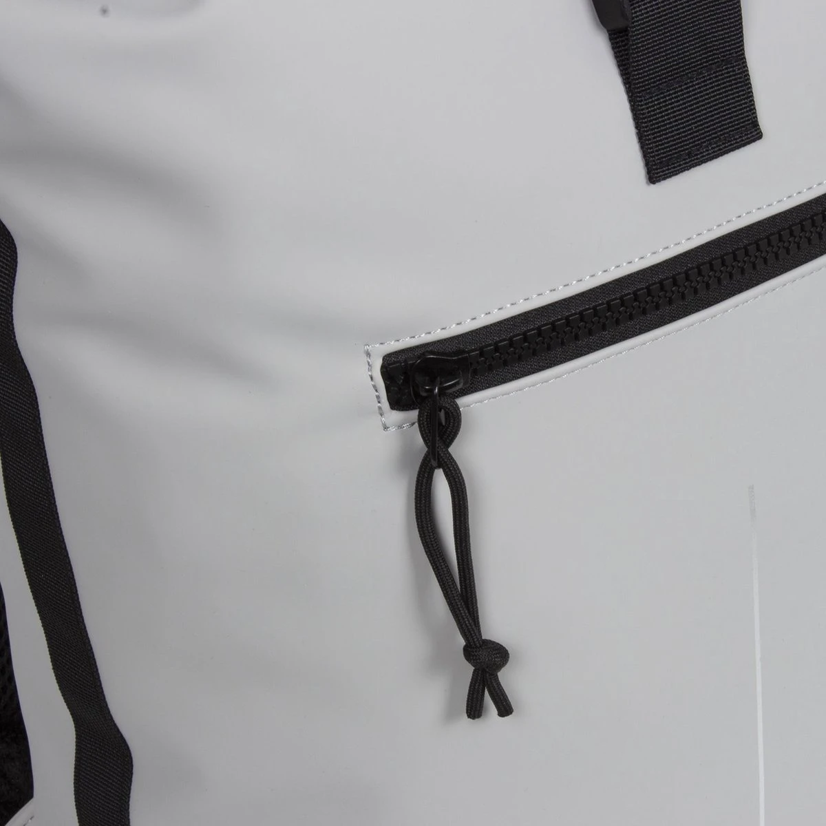 New Rebels® Mart - Rugtas - Grijs - Waterbestendig - Roll-top - 15.6151413121087 - 35x10x46cm - Rugzak / Backpack 6 New Rebels® Mart - Rugtas - Grijs - Waterbestendig - Roll-top - 15.6151413121087 - 35x10x46cm - Rugzak / Backpack - Afbeelding 6