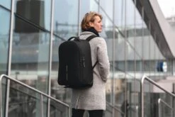 XD Design Bobby Back Trolley - Anti-Diefstal Rugzak Trolley 21.5 Liter - Zwart -Kofferland Goedkope Winkel 1200x800 68