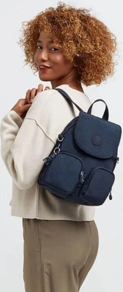 Kipling FIREFLY UP Rugzak, 7.5 Liter -Blue Bleu 2 35 Kipling FIREFLY UP Rugzak, 7.5 Liter -Blue Bleu 2 -Kofferland Goedkope Winkel 507x1200 1