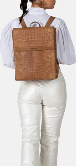 Burkely Casual Cayla Dames Rugtas 14" - Cognac 9 Burkely Casual Cayla Dames Rugtas 14" - Cognac -Kofferland Goedkope Winkel 551x1200 5