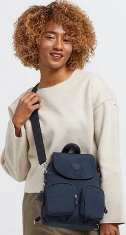 Kipling FIREFLY UP Rugzak, 7.5 Liter -Blue Bleu 2 28 Kipling FIREFLY UP Rugzak, 7.5 Liter -Blue Bleu 2 -Kofferland Goedkope Winkel 644x1200 2