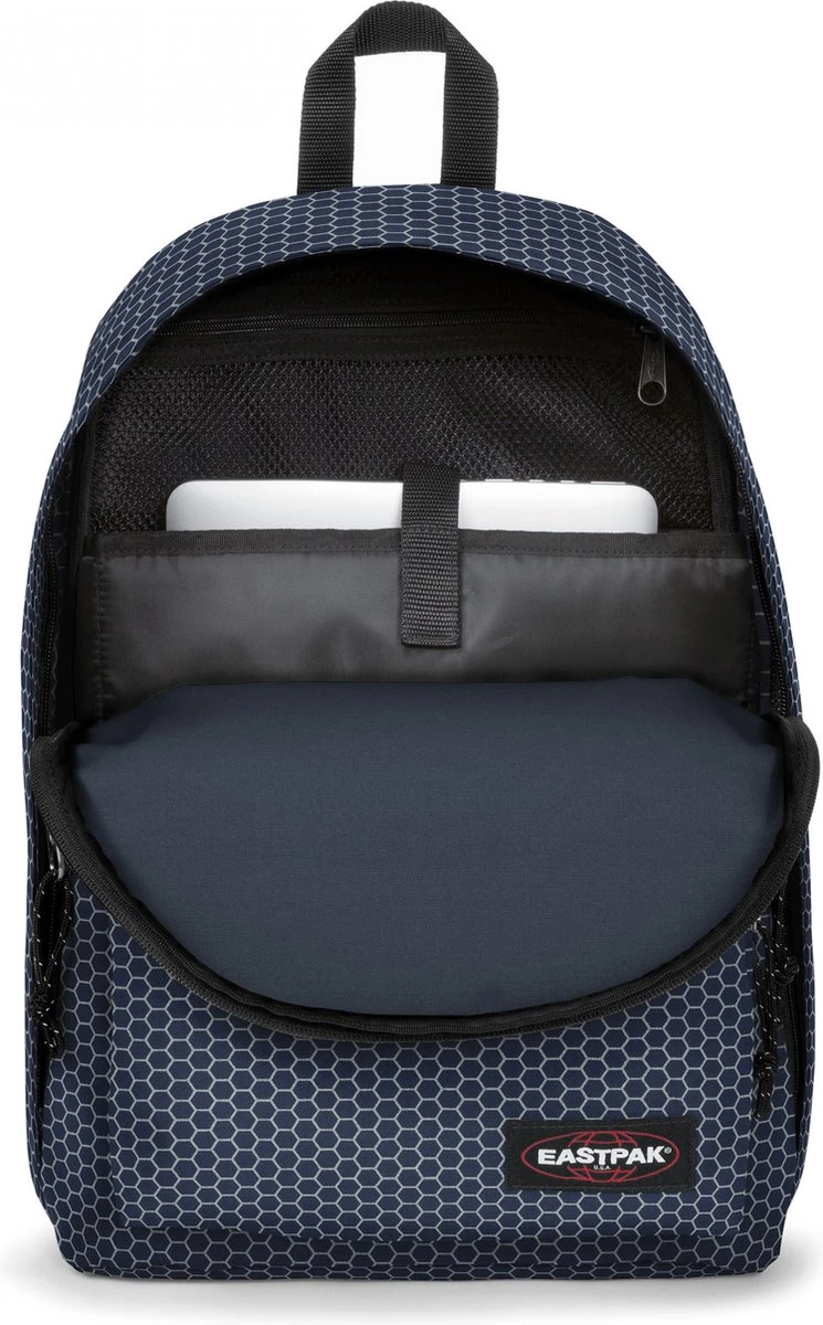 Eastpak OUT OF OFFICE Rugzak, 27 Liter, 13.3 Inch Laptopvak - Refleks Navy 7 Eastpak OUT OF OFFICE Rugzak, 27 Liter, 13.3 Inch Laptopvak - Refleks Navy - Afbeelding 7