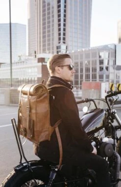 Johnny Fly Leren Rolltop Vintage Rugtas - Bruin - Ecologisch -Kofferland Goedkope Winkel 779x1200