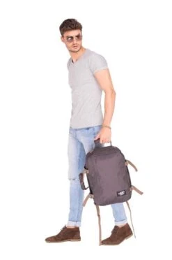 CabinZero Classic 28L Ultra Light Bag Black Sand -Kofferland Goedkope Winkel 796x1200 6