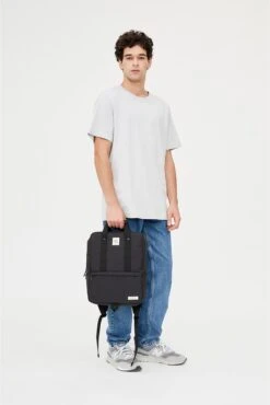 Lefrik Smart Daily Laptop Rugzak - Eco Friendly - Recycled Materiaal - 13,3 Inch - Black 12 Lefrik Smart Daily Laptop Rugzak - Eco Friendly - Recycled Materiaal - 13,3 Inch - Black -Kofferland Goedkope Winkel 801x1200 12