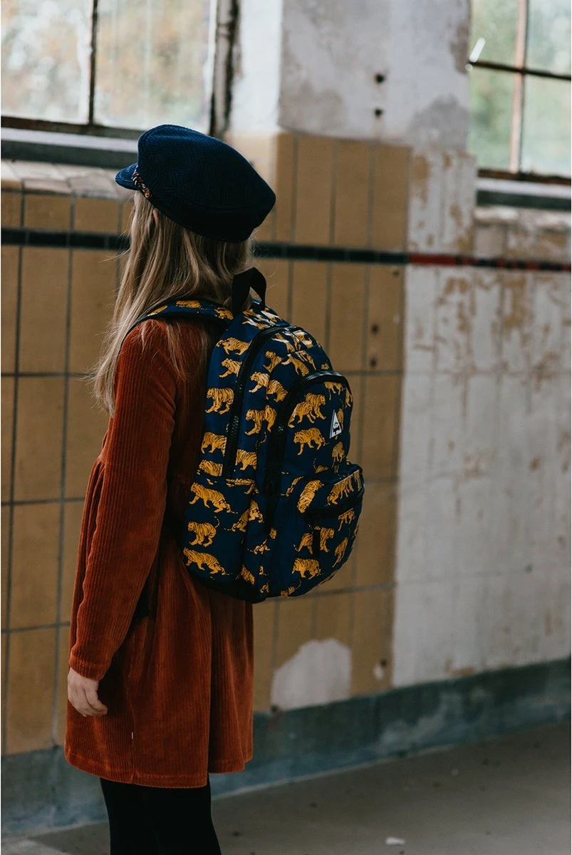 Little Legends Kinderrugzak / Rugtas / Schooltas - Little Legends - 9 Liter - Polyester - Met Fancy Print 8 Little Legends Kinderrugzak / Rugtas / Schooltas - Little Legends - 9 Liter - Polyester - Met Fancy Print - Afbeelding 8